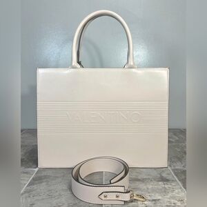 VALENTINO BY MARIO VALENTINO   VICTORIA LAVORO LEATHER TOTE BAG.